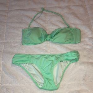 Victoria’s Secret bikini